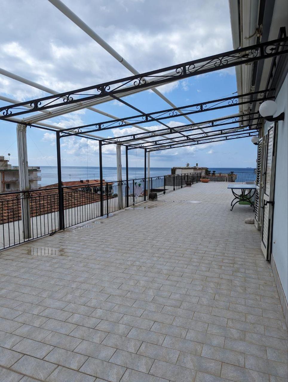 Piccolo Appartamento Con Grande Terrazzo Panoramico Maiori Eksteriør bilde